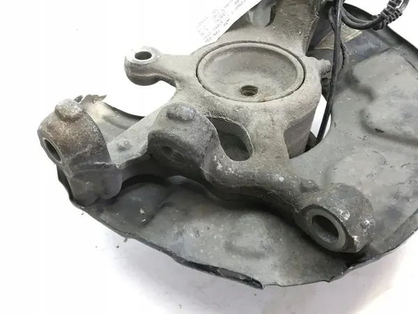 MERCEDES W204 Mozzo Direzionale Sinistro A2043322901 image 2