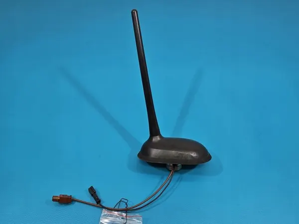 Antena Mercedes OEM A1698202675 - Usado image 3