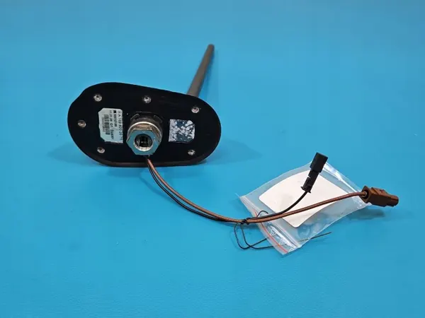 Antena Mercedes OEM A1698202675 - Usado image 5