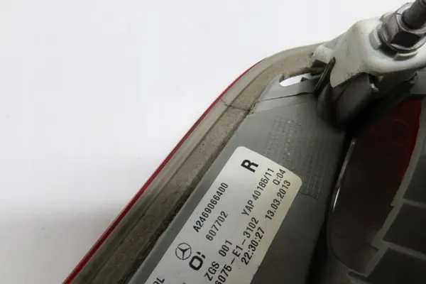 Mercedes A-klasse W246 Rechter achterlicht LED OEM 2469066400 image 6