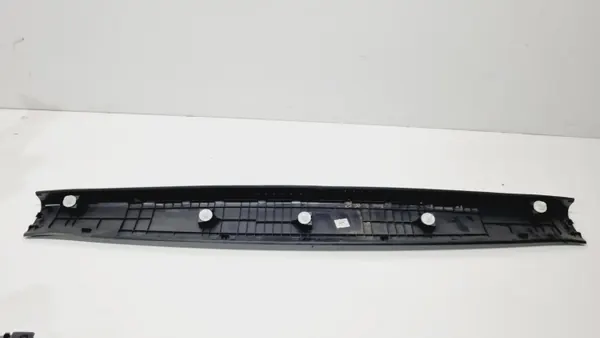 Kia Sorenton takaluukun verhoilu OEM 81760C5000 Käytetty image 3