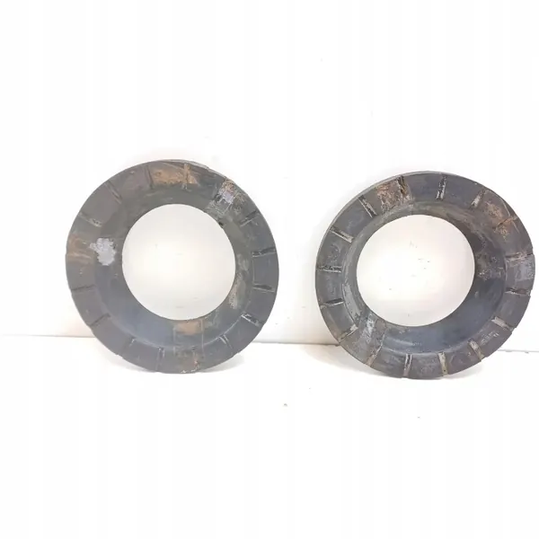 Hyundai Terracan Takaosan jousituksen istuin OEM 55110H1000 image 2