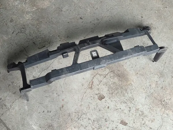 SCENIC II 03-06 Frontträger 8200140174 image 4