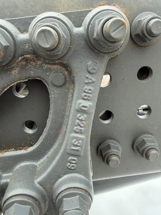 Support de stabilisateur droit Mercedes Actros MP 4 Antos A9603253109 image 2