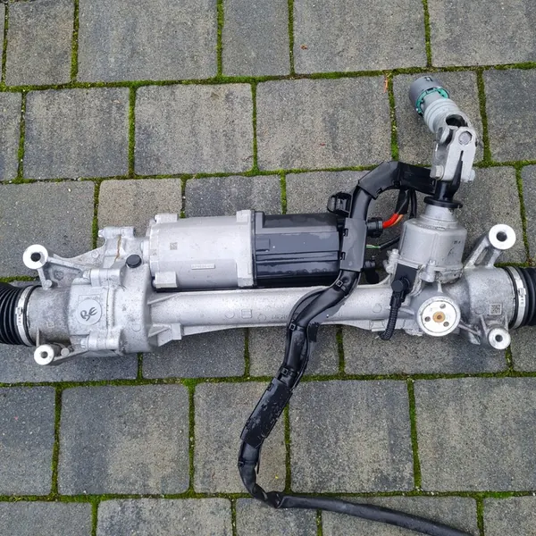 MERCEDES W205 C-KLASA STYRNINGSGEAR A2054608900 image 2