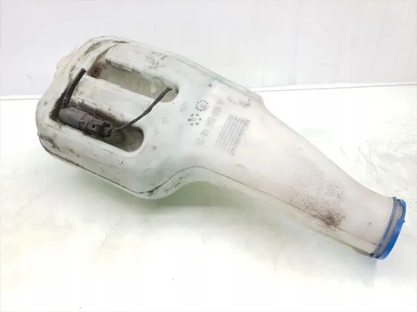 VW Crafter 30-50 Windshield Washer Fluid Tank A9068690020 image 2