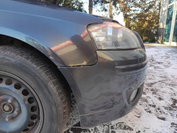Parachoques delantero Audi A3 8P con rejillas de faros image 3