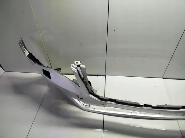 Paraurti anteriore - Skoda Superb III 2015-2019 image 3