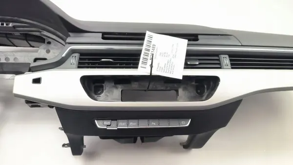 Instrumentpanel OEM 8W1857001K för Audi A4 B9 S-Line image 9