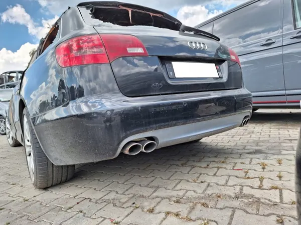 OEM 4F0131701DD Audi S6 A6 C6 5.2 V10 Abgaskrümmer image 7