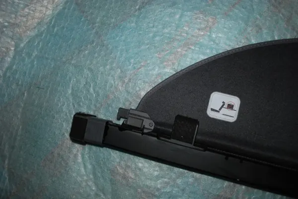 OEM 85940-GI000 Rollo de Maletero - Hyundai Ioniq V image 5