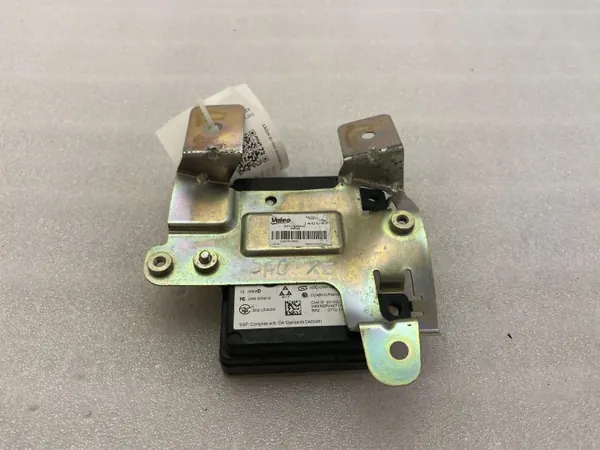 Module angle mort Jaguar XE OEM GX7314D453AC image 2