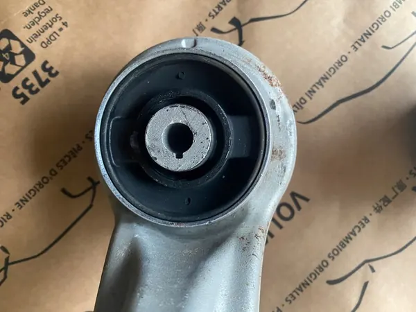 AUDI A8 Braccio di Controllo Inferiore Sinistro 4H0407693G image 10