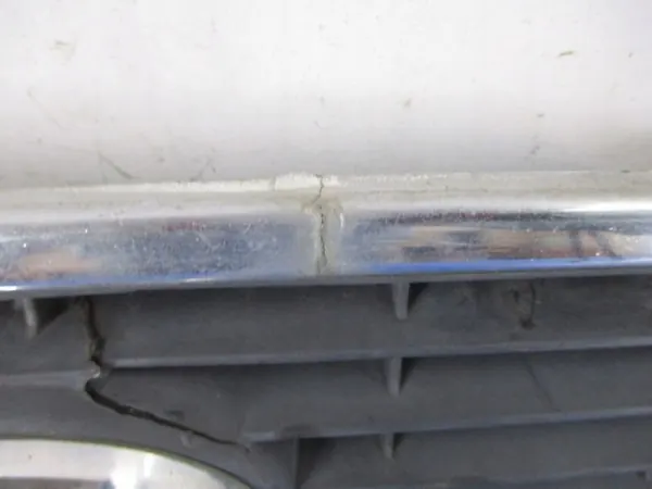 AUDI 80 B4 Grille Écusson 8G0853651G Original image 9