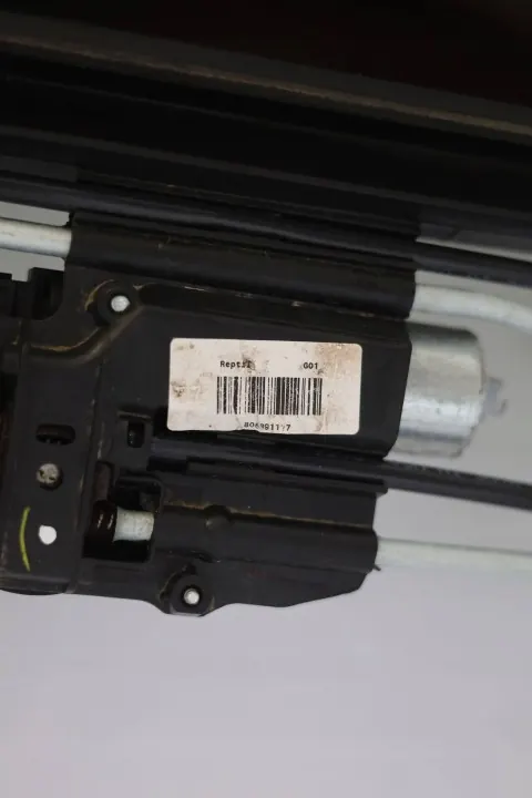 BMW X3 G01 LCI Panoramadak OEM 8068911 image 5