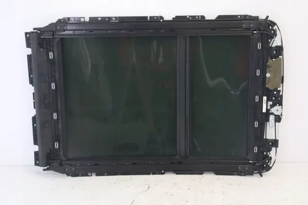 BMW X3 G01 LCI Panoramadak OEM 8068911 image 6