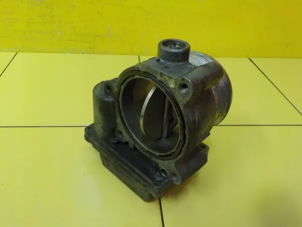 Drosselklappe AUDI A5 A4 B8 2.7 TDI 4E0145950F image 3