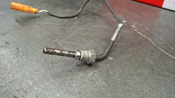Sensor EGT Audi A4 B8 image 2