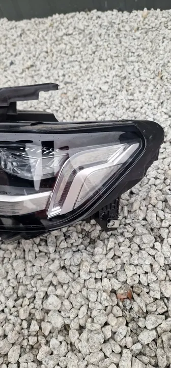 VASEN FULL LED AJOVALO CADILLAC ESCALADE 2021-2024 OEM image 9