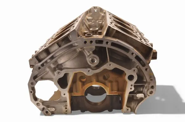Bloque motor Dodge OEM 68225979AA - Usado image 5