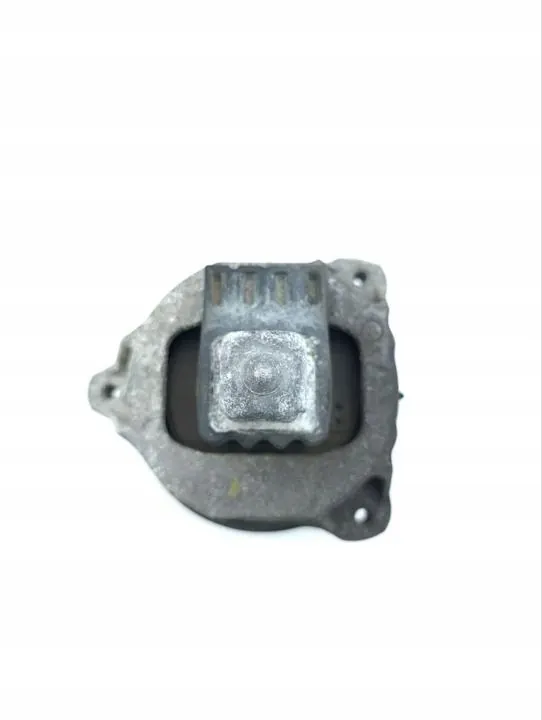 Support Moteur BMW OEM 6860457 - État Utilisé image 5