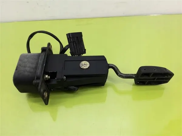 Gaspedaalpotentiometer OEM PEDAŁ GAZU IVECO EUROCRAGO image 3