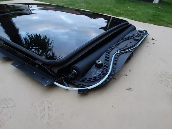 Teto Panorâmico Jeep Cherokee OEM 1UU81HDAAK image 8