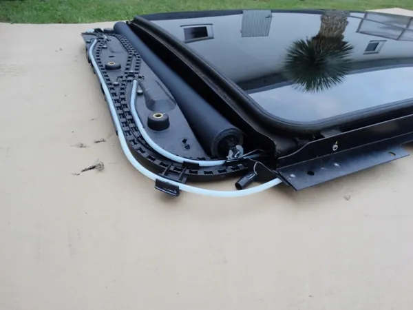 Teto Panorâmico Jeep Cherokee OEM 1UU81HDAAK image 9