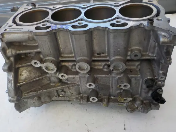 Toyota 2ZR-FXE Motorblok - Compleet OEM-onderdeel image 6