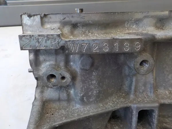 Toyota 2ZR-FXE Motorblok - Compleet OEM-onderdeel image 8