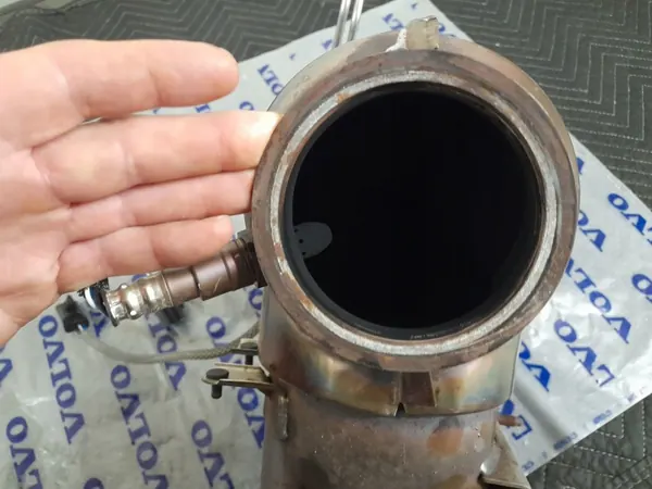 Volvo XC60 II T8 Hybrid Katalysator OEM 32225414 image 7
