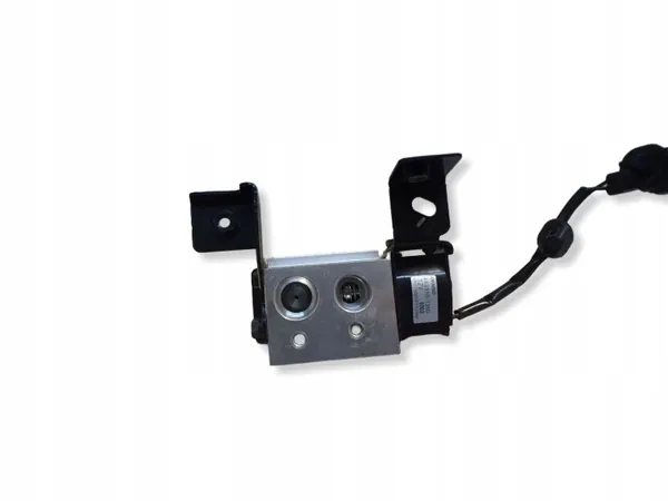 Soupape d'expansion climatisation Nissan Leaf II OEM 443310-1360 image 4