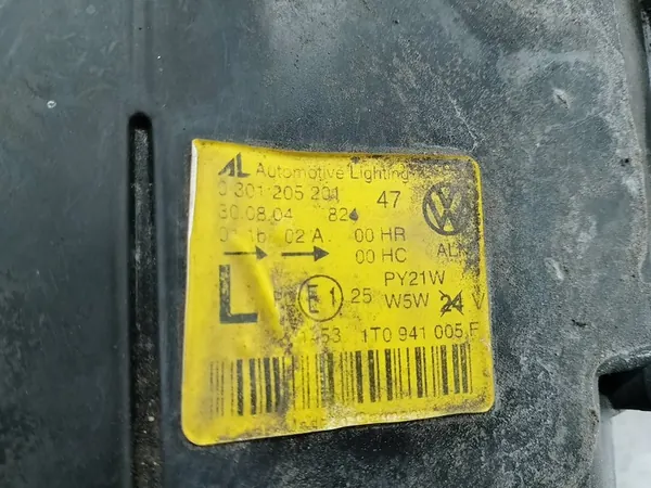 Vasen Ajovalo VW Touran I 2003-2010 image 4