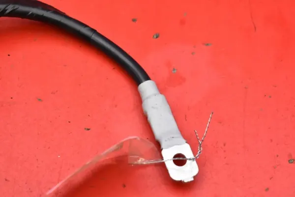 Pince Borne Négative OEM 37180-N7100 pour Hyundai image 8