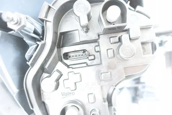 Luz trasera Valeo BMW 1 F20 F21 image 7