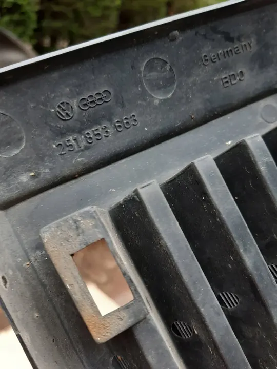 Griglia VW Transporter T3 251853663 image 10