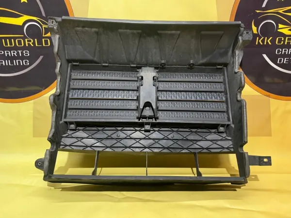 Maserati Levante Luftventil Lamell OEM 670149347 image 6
