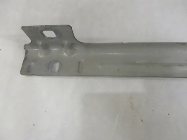 Support d'aile avant droit OEM A1718811014 Mercedes image 3