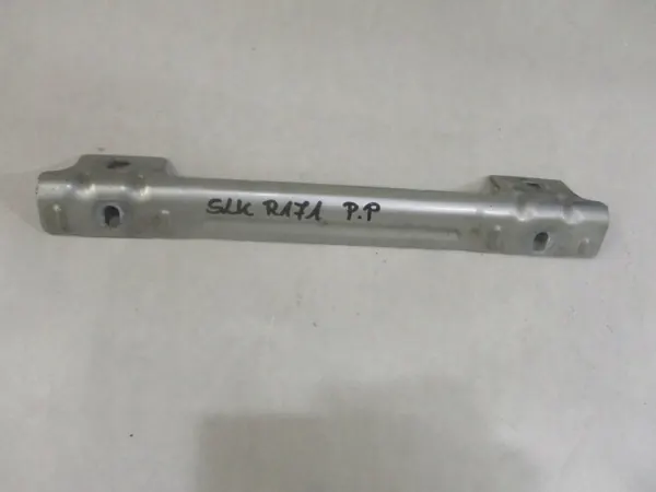 Support d'aile avant droit OEM A1718811014 Mercedes image 4