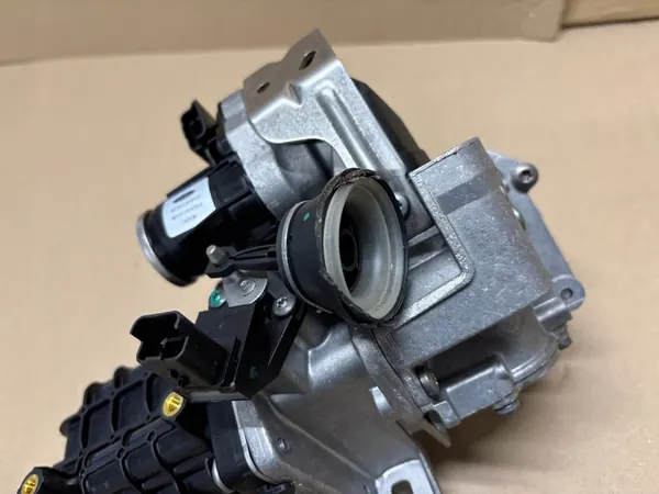 Vanne EGR PEUGEOT CITROEN FORD 2.0 OEM REDS7J9D475DA image 3