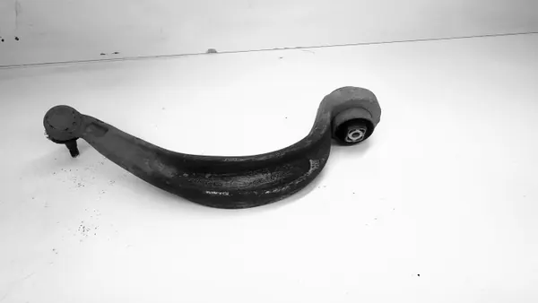 Etuoikea jousitusvarsi OEM 8K0407696F Pieni image 3