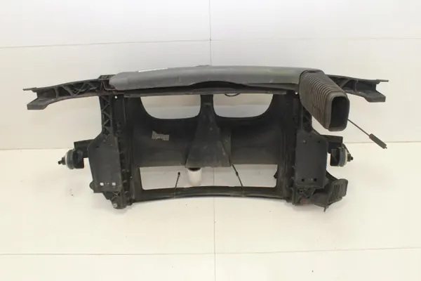 OEM 365577408 Framremsa för BMW E87 04-07 image 3