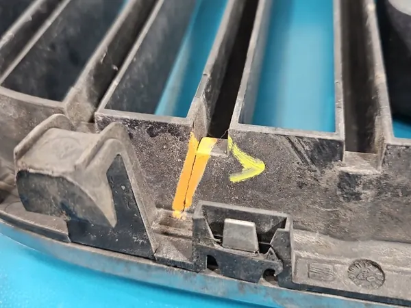 Seat Ibiza IV Grill OEM IMPRK1560307/6J0853651 image 3