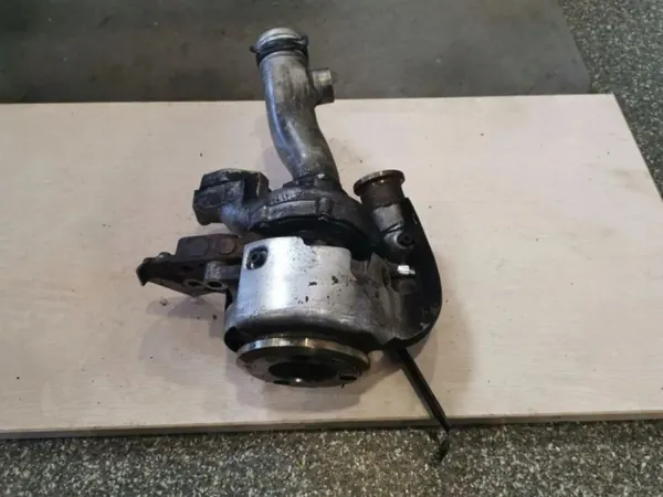 VW Turbo OEM 07Z145874G Phaeton 5.0L Dieselille image 4