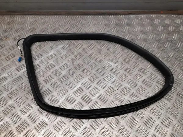 Mercedes-Benz GL X166 achterruitlijst OEM A1666700239 image 5