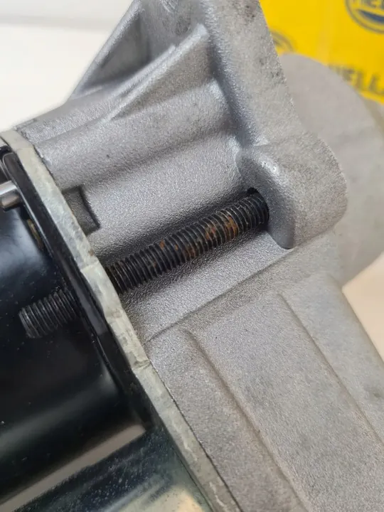 Motor de arranque Hella 8EA 011 610-411 image 4