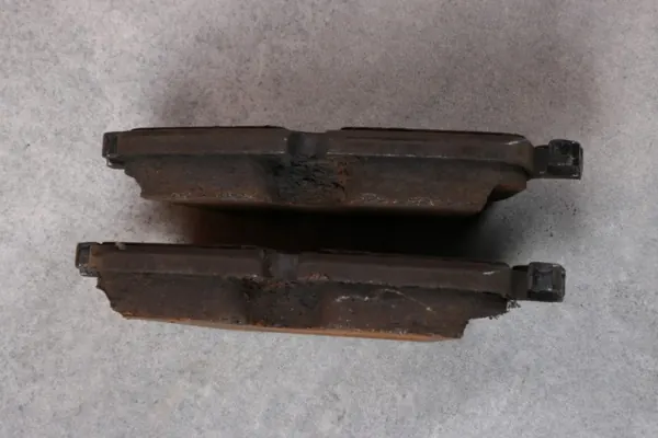 BMW bromsskivor & belägg set bak OEM 6880071 image 5
