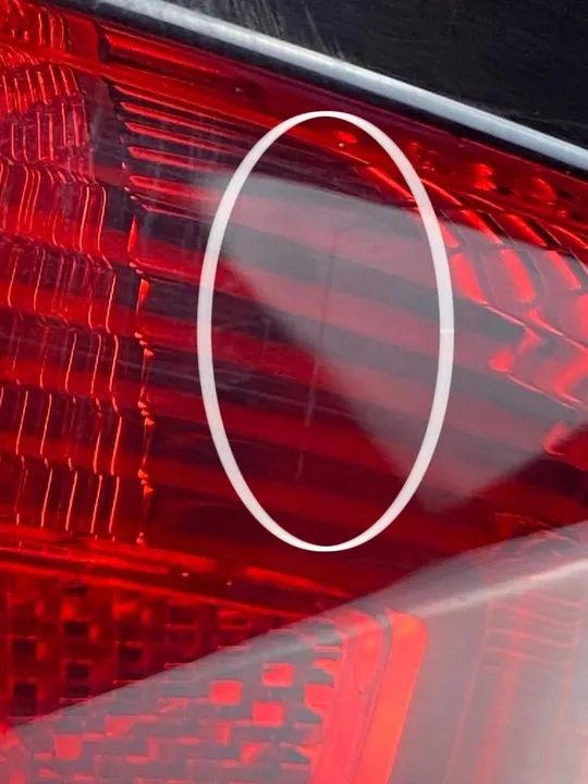 Luz trasera izquierda Skoda Fabia III HB image 7