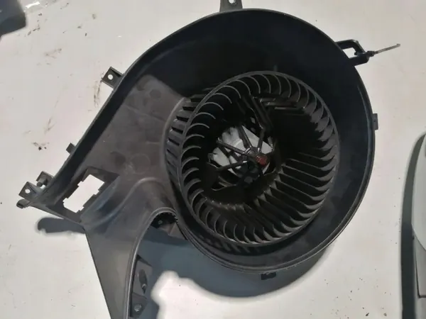 Radiateur de chauffage OEM 007014W pour Opel Vectra C image 2