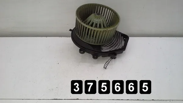 OEM AM-375665 Verwarmingsblazermotorventilator voor VW Passat image 3